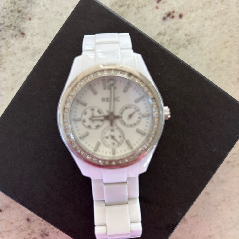 Relic White Watch with Crystal Accents